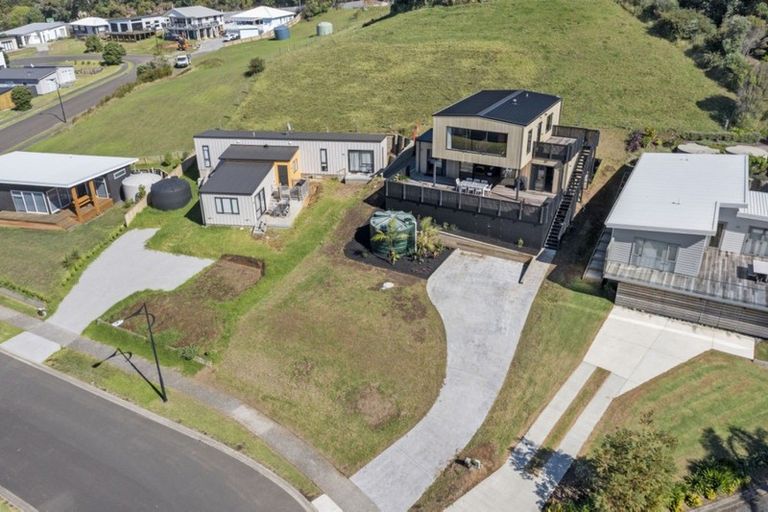 Photo of property in 24 Dolphin Drive, Whiritoa, Whangamata, 3691