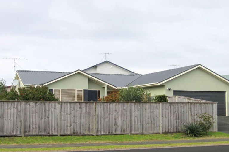 Photo of property in 144 Omaha Drive, Omaha, 0986