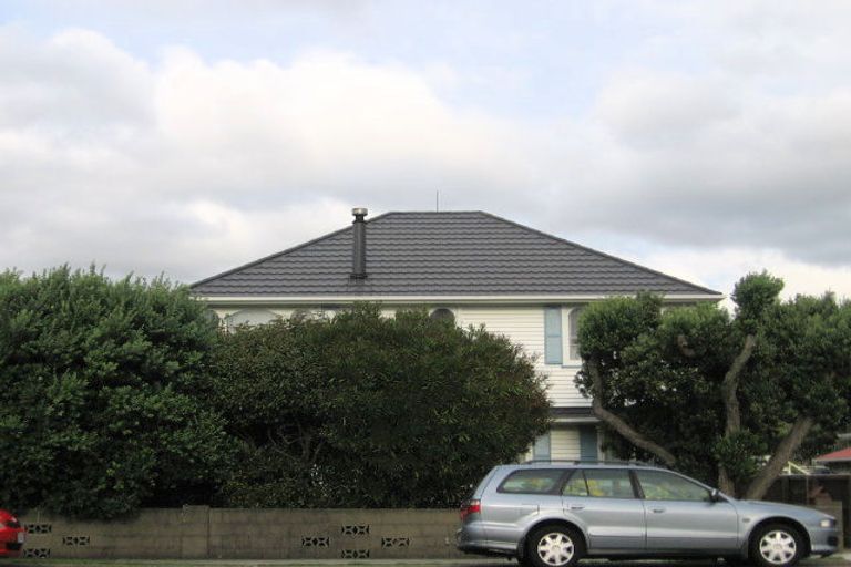 Photo of property in 1056 High Street, Avalon, Lower Hutt, 5011