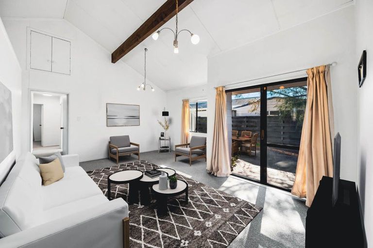 Photo of property in 42 Whiting Crescent, Greenmeadows, Napier, 4112