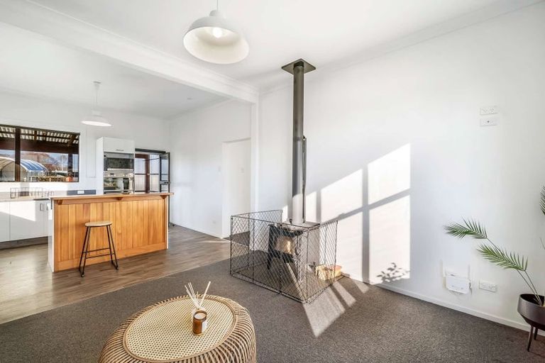 Photo of property in 16 Douglas Street, Balclutha, 9230