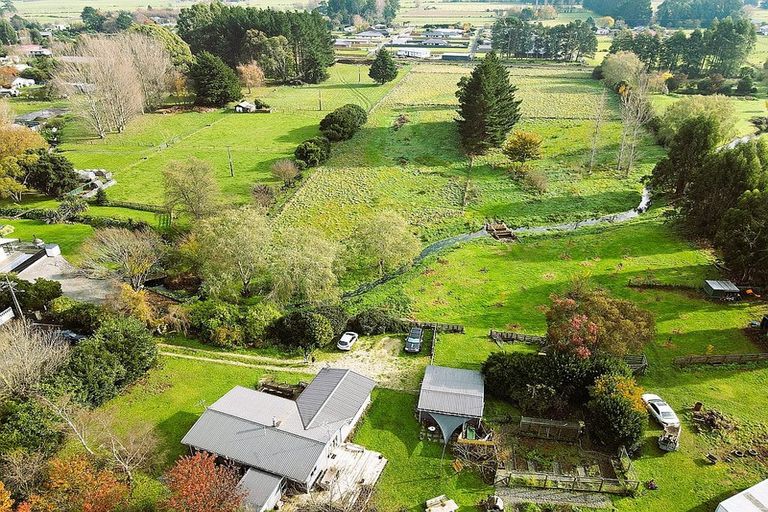 Photo of property in 38 Clifton Avenue, Carterton, 5713