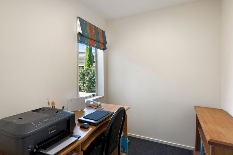 Photo of property in 19 Coppinger Terrace, Aidanfield, Christchurch, 8025