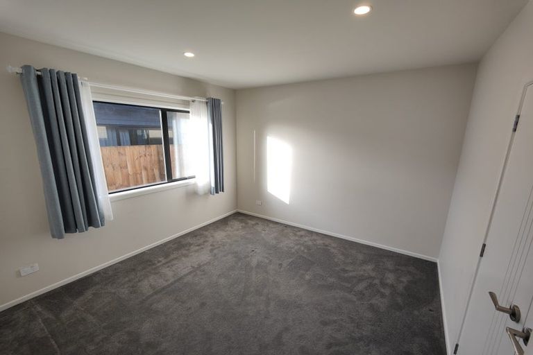 Photo of property in 1 Waikaka Place, Rototuna North, Hamilton, 3210
