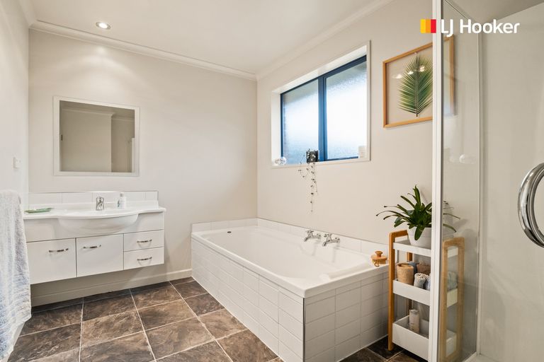 Photo of property in 24 Paterson Street, Abbotsford, Dunedin, 9018