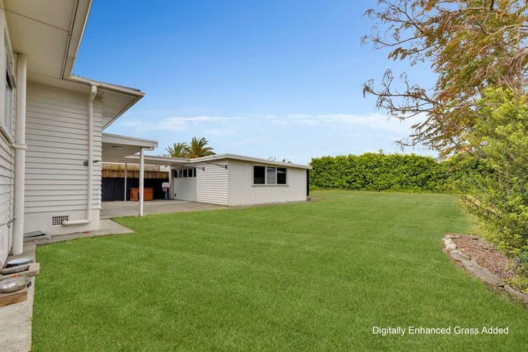 Photo of property in 4 Belvedere Crescent, Takaro, Palmerston North, 4412