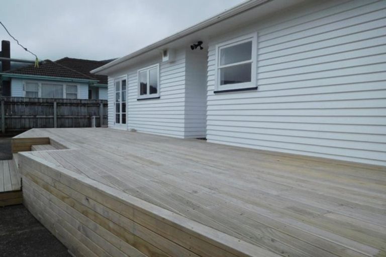 Photo of property in 25 Ruthven Road, Wainuiomata, Lower Hutt, 5014