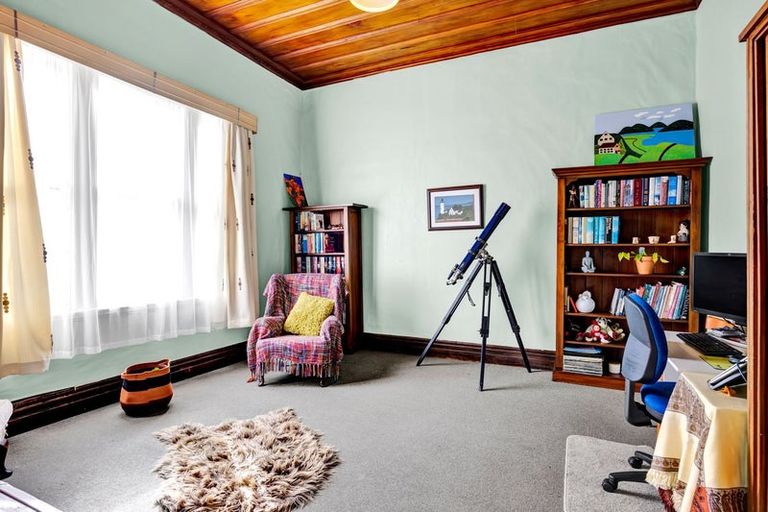 Photo of property in 49 Egmont Street, Hawera, 4610