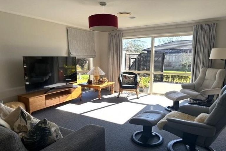 Photo of property in 37 Kawatiri Place, Westport, 7825