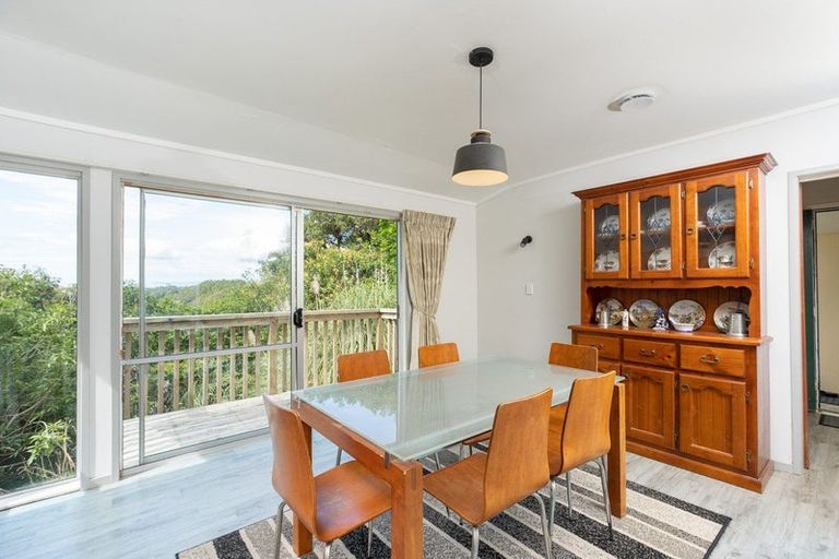 Photo of property in 37 Ngapuke Lane, Parua Bay, Onerahi, 0192