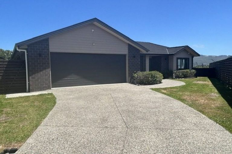 Photo of property in 34 Sumner Terrace, Aotea, Porirua, 5024