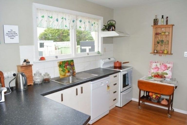 Photo of property in 25 Sneyd Street, Kaiapoi, 7630