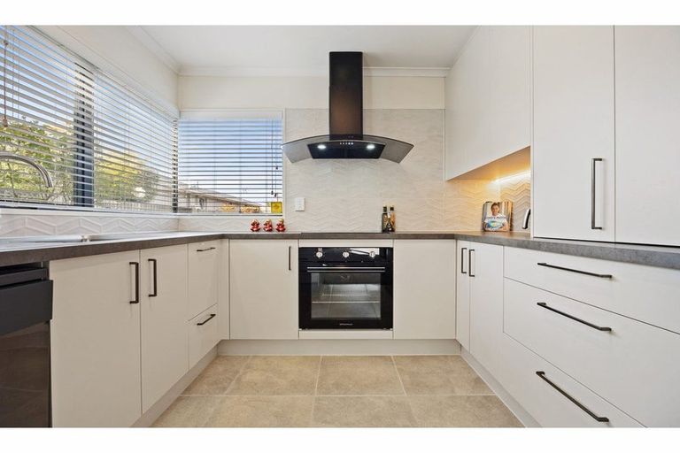 Photo of property in 22a Trafford Street, Harewood, Christchurch, 8051