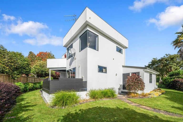 Photo of property in 13 Kerswell Terrace, Tihiotonga, Rotorua, 3015