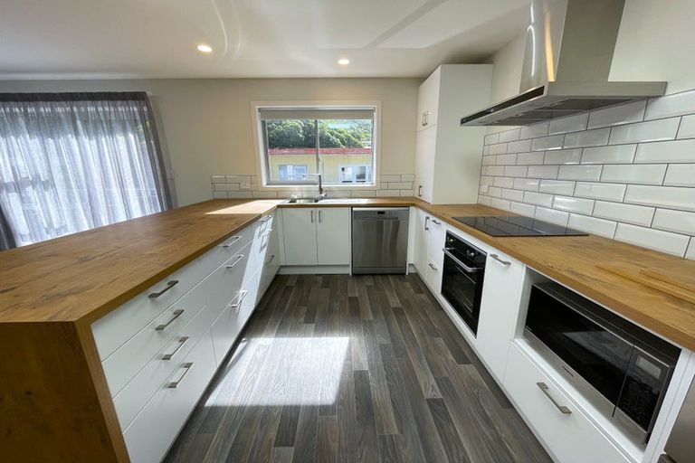 Photo of property in 380b Waikawa Road, Waikawa, Picton, 7220