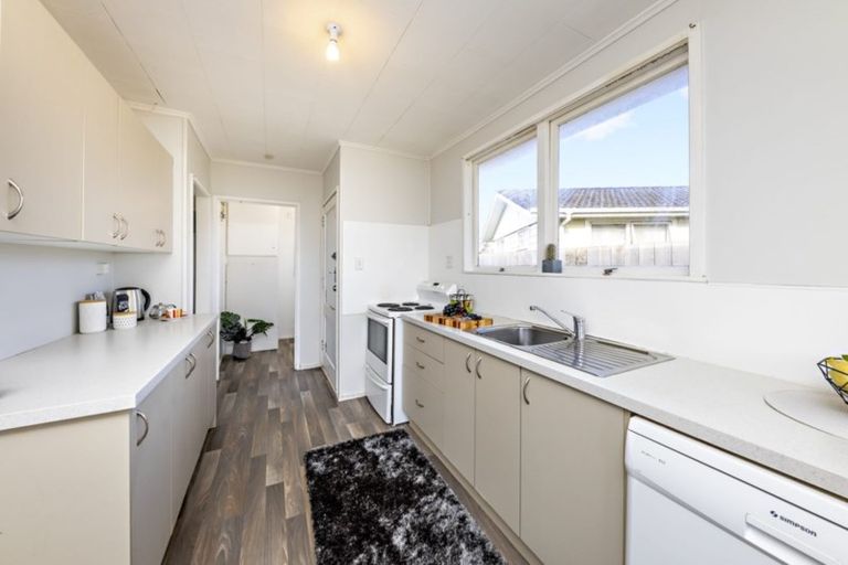 Photo of property in 151 Chichester Drive, Rosehill, Papakura, 2113