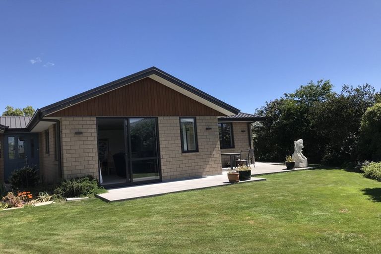 Photo of property in 83 Kotuku Crescent, Woolston, Christchurch, 8023