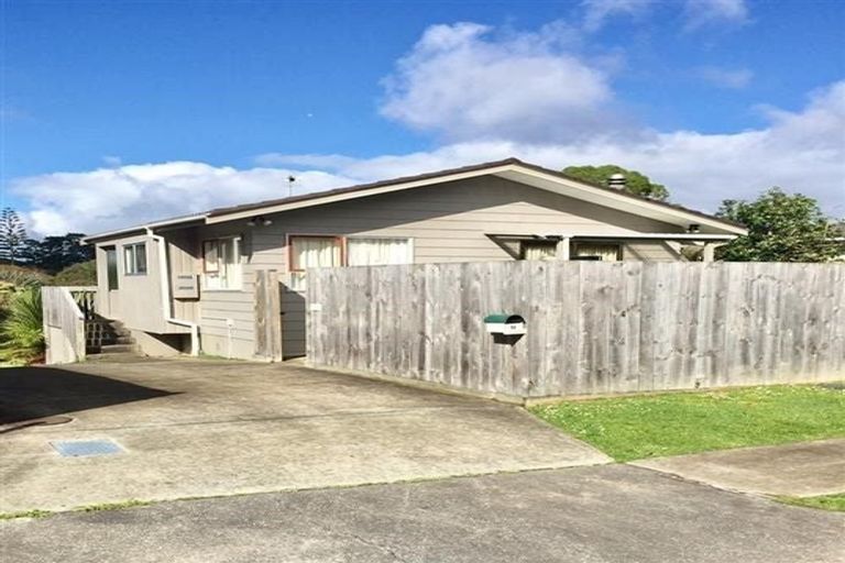 Photo of property in 13 Wilkinson Way, Browns Bay, Auckland, 0630