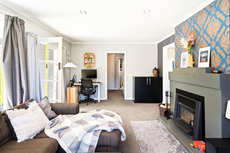 Photo of property in 5 Freyberg Road, Fairfield, Dunedin, 9018