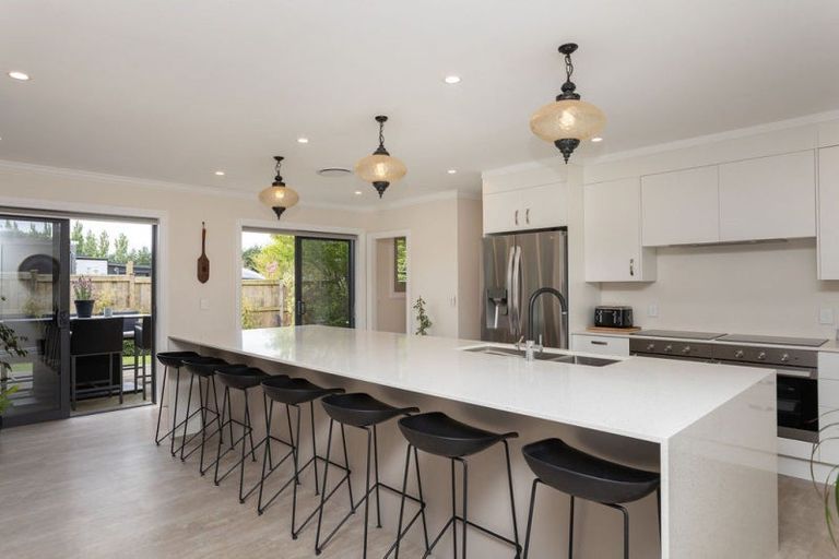 Photo of property in 20 Smith Street, Dannevirke, 4930