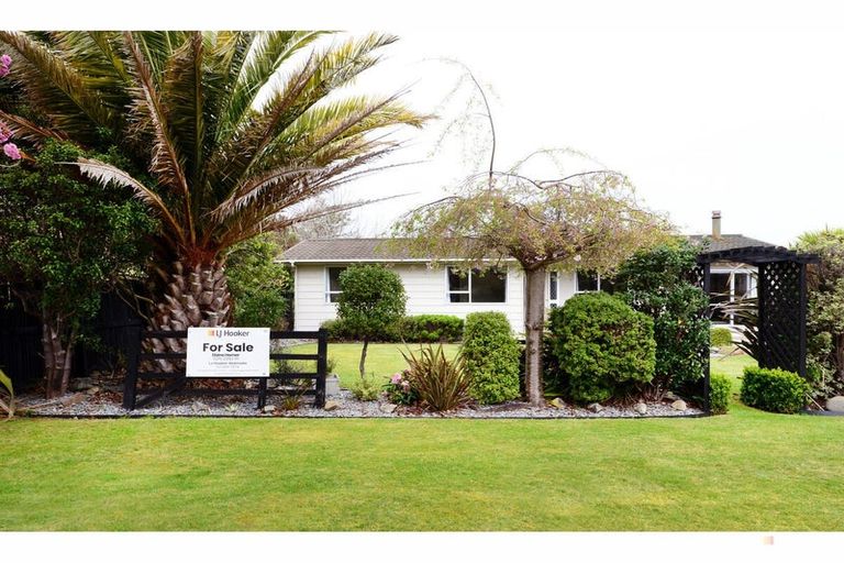 Photo of property in 195 Queen Street, Waimate, 7924