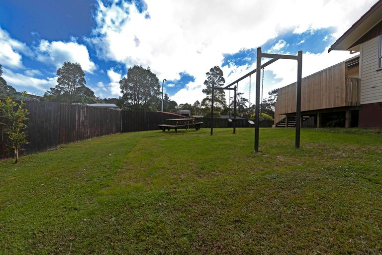 Photo of property in 1 Shale Avenue, Massey, Auckland, 0614