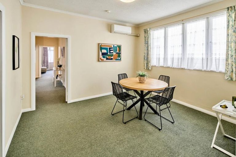 Photo of property in 42 Rintoul Street, Newtown, Wellington, 6021