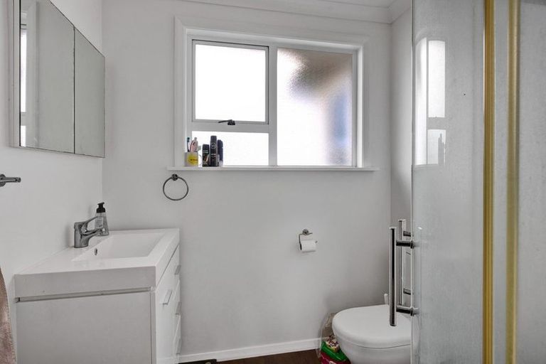 Photo of property in 3 Laurent Vc Street, Hawera, 4610