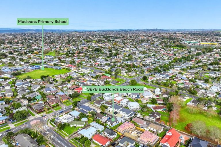Photo of property in 2/327 Bucklands Beach Road, Bucklands Beach, Auckland, 2012