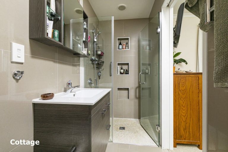 Photo of property in 76 Muriwai Road, Muriwai, 0881