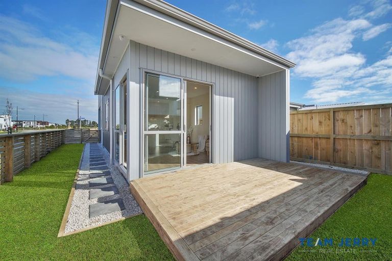 Photo of property in 2 Heihei Street, Papakura, 2110