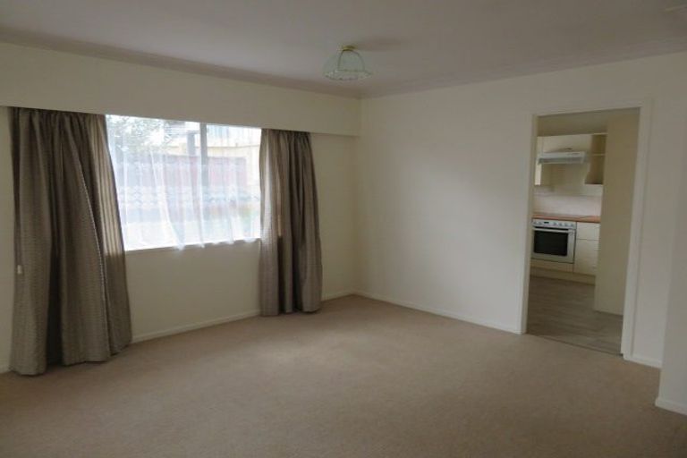 Photo of property in 2/1 Bramley Drive, Farm Cove, Auckland, 2012