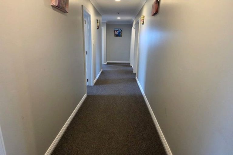 Photo of property in 73 Kippenberger Avenue, Rangiora, 7400