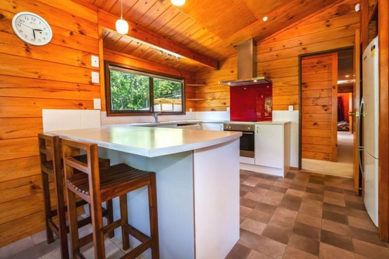 Photo of property in 12 Picketboat Lane, Whitby, Porirua, 5024