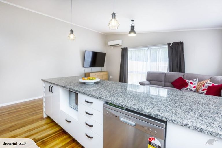 Photo of property in 1/71 Hikurangi Street, Trentham, Upper Hutt, 5018