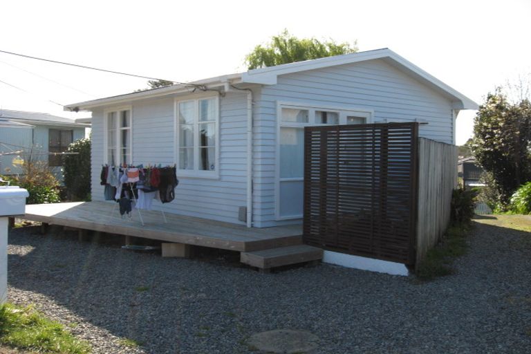 Photo of property in 24 Parakai Street, Paraparaumu, 5032