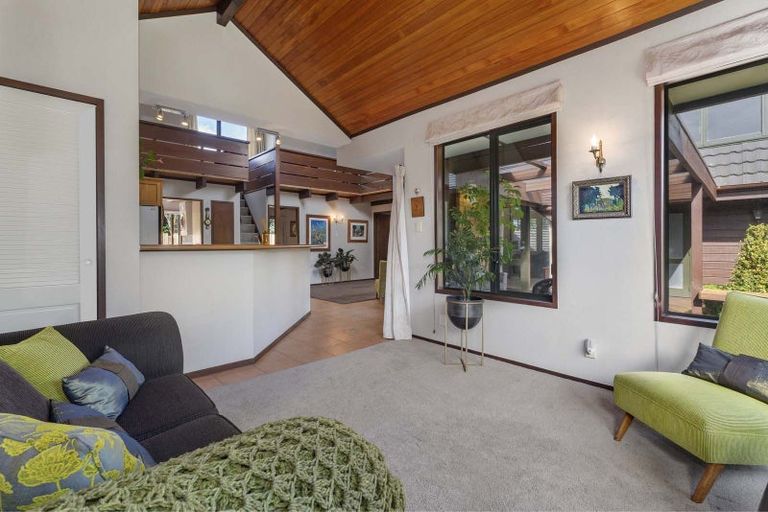 Photo of property in 9 Hinewa Road, Otumoetai, Tauranga, 3110