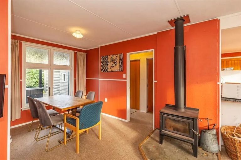 Photo of property in 619 Waitarere Beach Road, Waitarere Beach, Levin, 5510