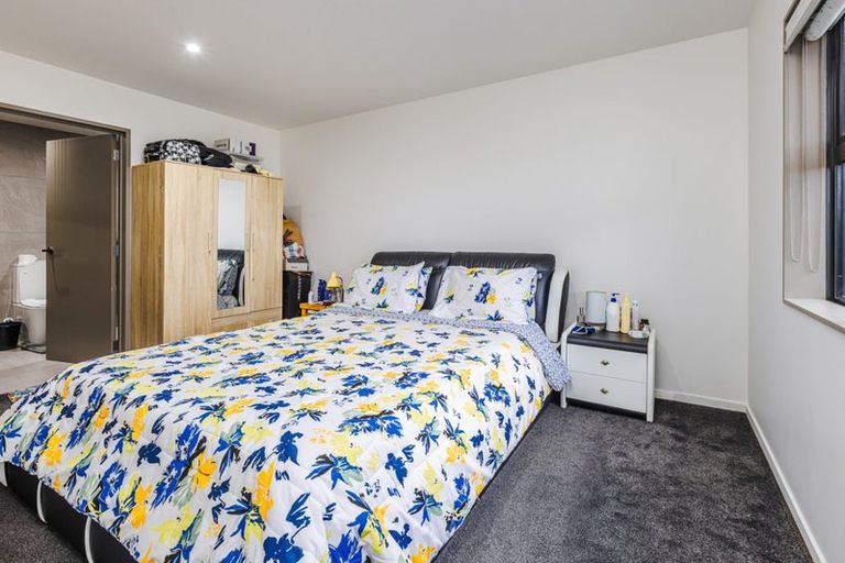 Photo of property in 50a Hillcrest Road, Papatoetoe, Auckland, 2025