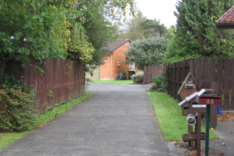 Photo of property in 21 Ti Nana Crescent, Henderson, Auckland, 0610