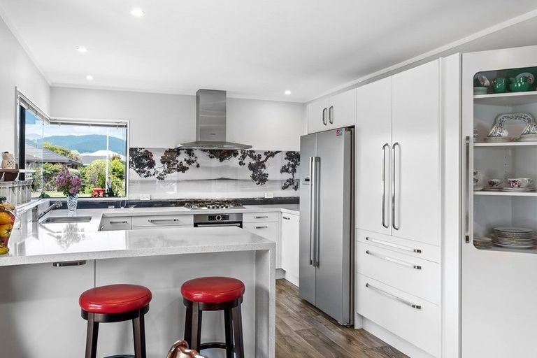 Photo of property in 67 Cedar Drive, Paraparaumu Beach, Paraparaumu, 5032