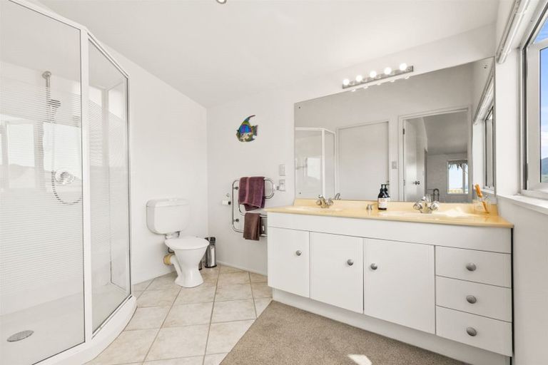 Photo of property in 43 Cullen Street, Mangawhai Heads, Mangawhai, 0505