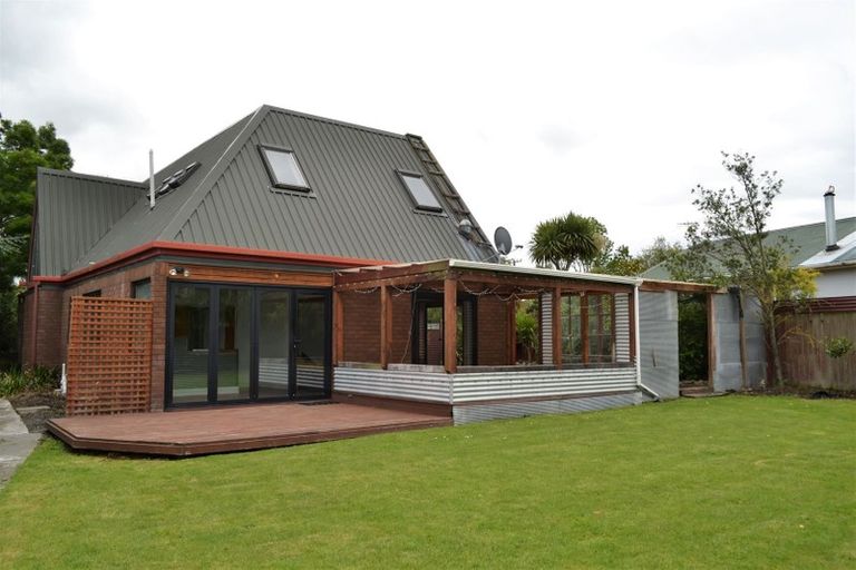 Photo of property in 22 East Belt, Rangiora, 7400