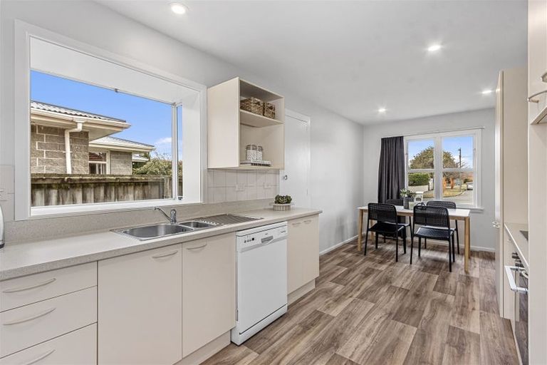 Photo of property in 44 Bethel Crescent, Bishopdale, Christchurch, 8053