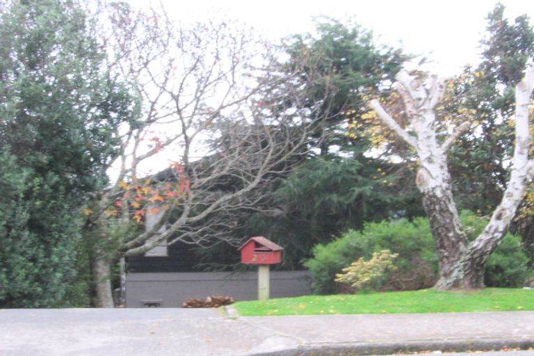 Photo of property in 20 Kotare Street, Waikanae, 5036
