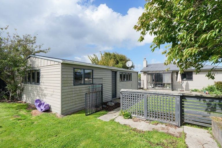 Photo of property in 9 Dumbarton Place, Strathern, Invercargill, 9812