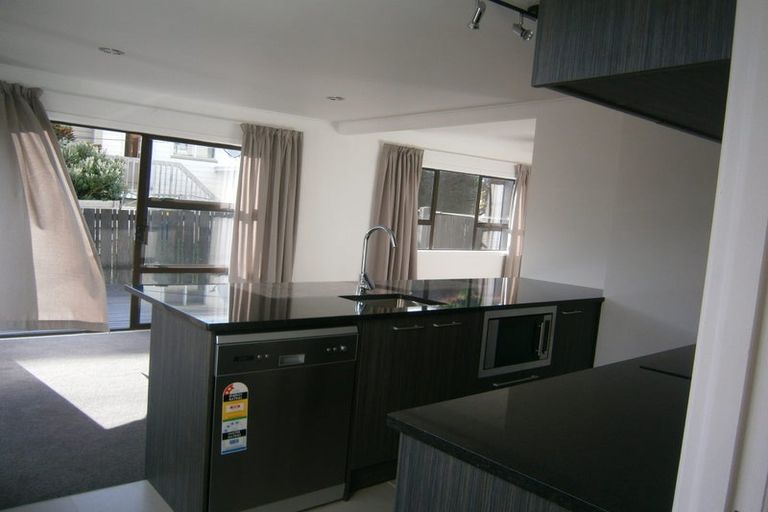 Photo of property in 1/10 Firth Road, Torbay, Auckland, 0630