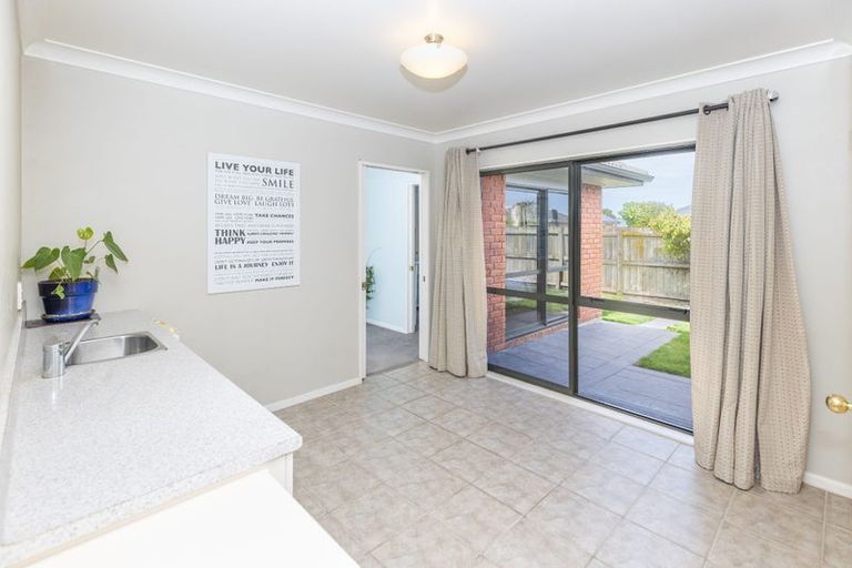 Photo of property in 11 Sovereign Place, Rototuna North, Hamilton, 3210