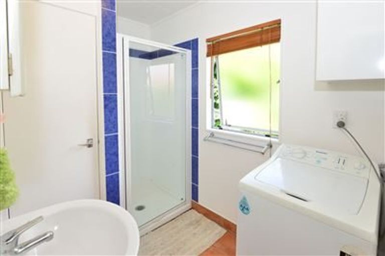 Photo of property in 14a Ross Crescent, Orewa, 0931