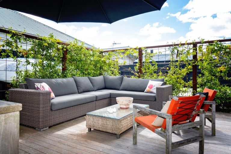 Photo of property in 52 Charles Street, Westshore, Napier, 4110